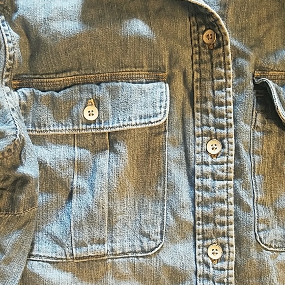 🌟Chambray / Jean Long-Sleeved Shirt - Picture 3 of 4